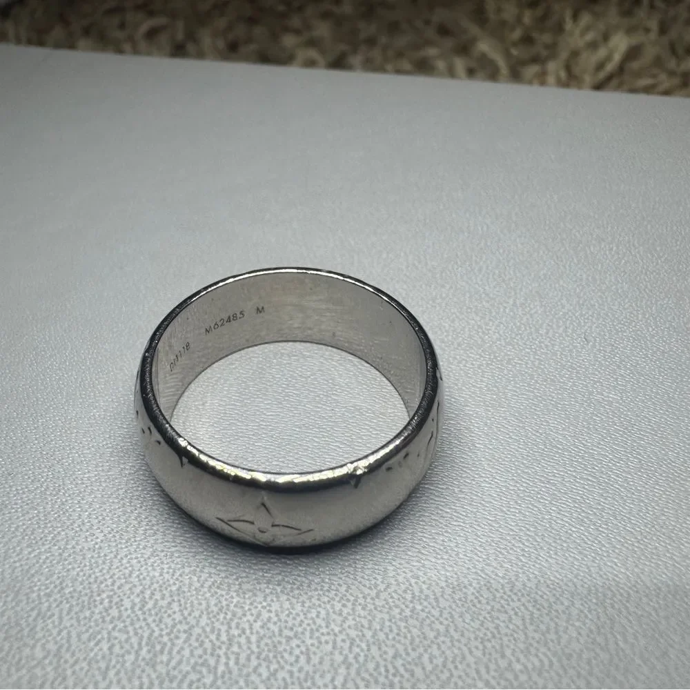 Louis Vuitton Silver Monogram & Fleur-De-Lis Ring M62485 Band Ring Auth